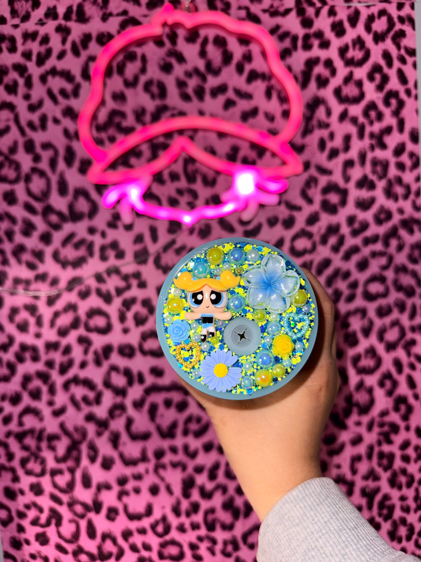 16 oz snow globes of the besties